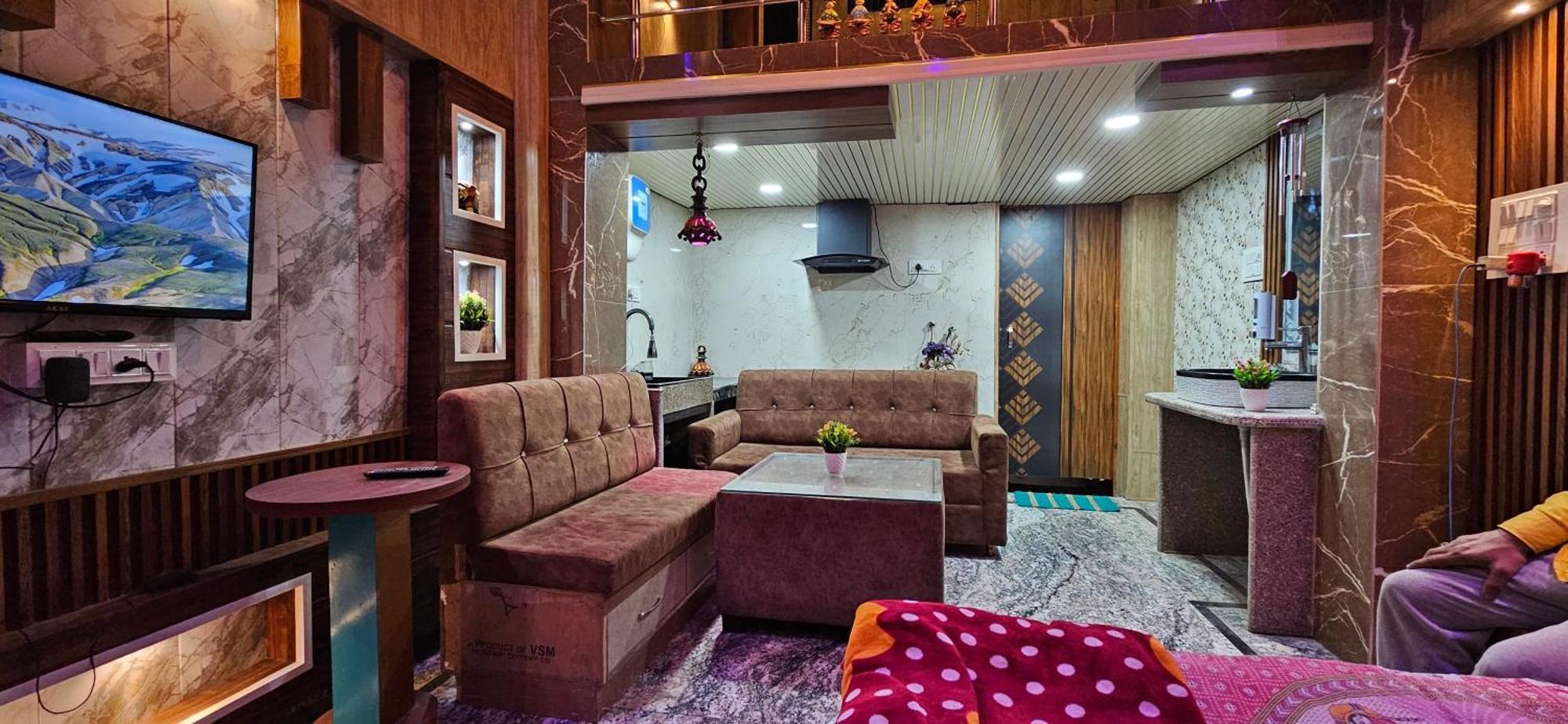 Apartment Varanasi Homestay